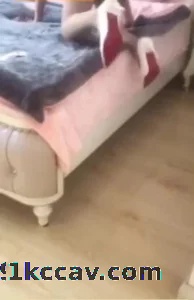 嫂子趁哥哥没下班让我去操