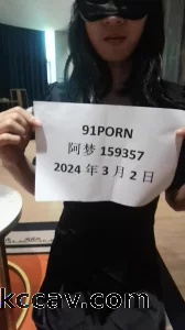 CD小母狗跪舔