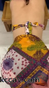 约了一个很风骚的少妇，内裤很性感