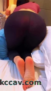 罕见顶级绝世美臀，剪片子射了2次