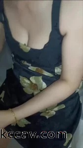 很骚的红唇熟女阿姨浪叫可射
