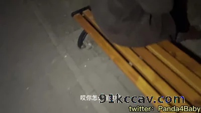 女生被绿户外自慰潮吹还要给我口？