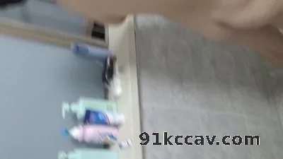 洗澡键证人