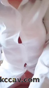 母狗老婆就喜欢给你们看