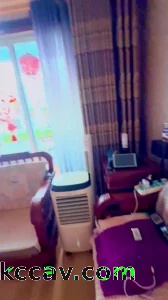 [原创] 大白天爆艹楼上寂寞少妇，超级骚，喜欢对着阳台艹逼被别人看！