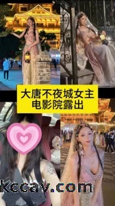 【华伦天奴攻速鞋】带00后骚妹妹到电影院露出做爱