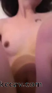 代朋友传露脸技术性少妇(高潮部分），她会看评论欢迎留言
