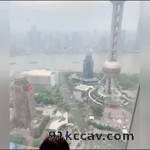 地标建筑大胆草人妻