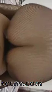 原创自拍偷情一个小区的少妇