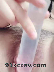 学妹太寂寞了自慰给我看