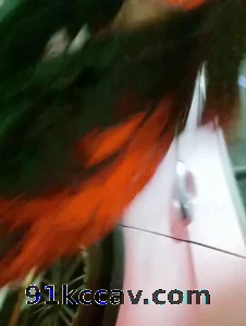 公交车站露出调教