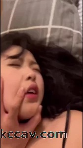 眼镜男玩的真花这么诱人的女人！一点都不怜香惜玉(全集看简介)