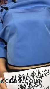 去年和老婆第一次自拍～鼓起勇气申请论坛邀请码