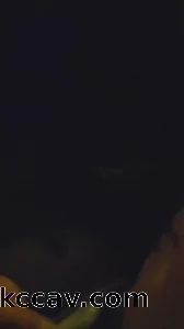 接“母狗”路灯下口交