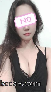 带验证，骚母狗咬着我的内裤被操