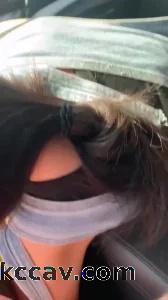男子约炮骚女车展，直接手动挡搞射