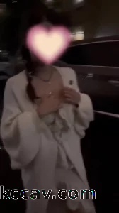 烟台大学城大二学妹露出调教，想约的看简洁