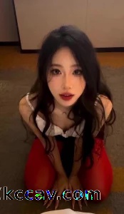 02年大四的骚母狗想一辈子都能吃我的大鸡巴，每天都要吃我精液才能睡