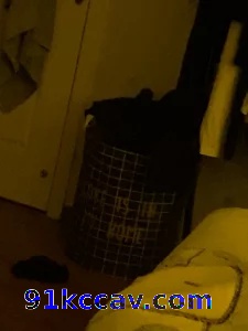可爱女友给我口，完了后无套入