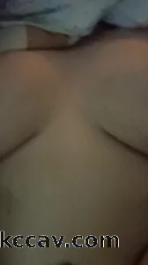 操不到雨嫂就操个山寨版的聊以圆梦 哈哈