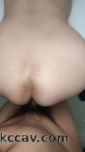广州瑜伽熟女 ，身材好，屁股大又圆，很骚易高潮