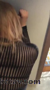 029西安站着后入骚人妻