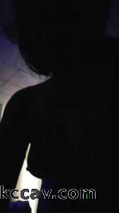 老阿姨半夜求睡一下挺费老腰