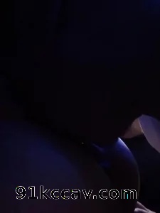 0755夜深人静时车内品鉴深圳反差少妇的顶级嫩逼