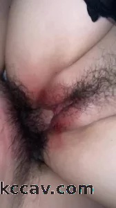 巨乳炮友来姨妈了还要穿黑丝操
