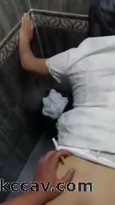 饭店里日骚逼少妇