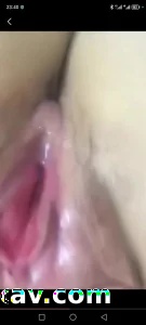 美女自摸