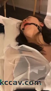 长春航空空姐！私下被富二代绑起来 任意肆虐 玩得太狠了