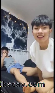 【同性】这根21cm的大屌插出了新高潮
