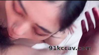 纽约帅哥骚口狂抽音乐女硕士大腚 露脸