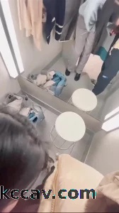 出探花设备 发骚药 人妻少妇忍不住在试衣间就开操中途导购突然闯进来