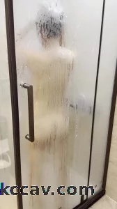 老婆洗澡朦胧美