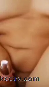 丰满大屁股肥臀中年坦克熟女阿姨偷情，胸大屁股肥，操起来非常解馋过瘾