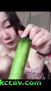 大屁股坦克熟女青瓜插逼