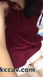 辽宁04年女大微露脸自慰，求评论