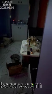 母狗第一次尝试坐台