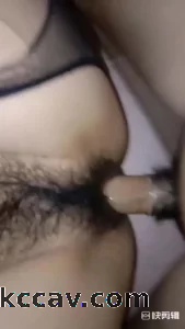 青岛服装店老板娘被快速打桩
