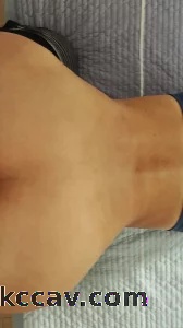 在她老公的床上肏这个蜜桃臀