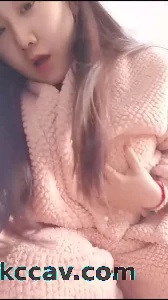 丰满巨乳熟女抠逼自慰