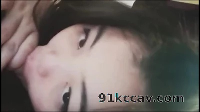 职业学院的母狗喜歡背著男友出軌，操得她已然開始胡言亂語
