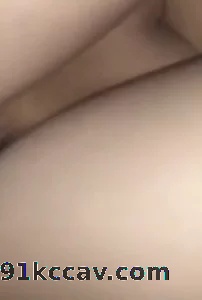 自己家的小母狗