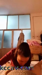 离异少妇口爆吞精