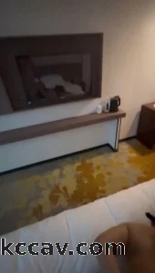 简介有群，爆操超级巨臀坦克，喜欢bbw的来，巨大的臀围真想给她操烂