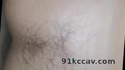 唐山和刚刮完屄毛的美女操屄