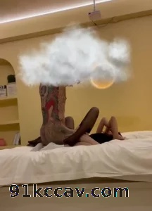 纹身体育生爆力打桩黑丝少萝（有完整 