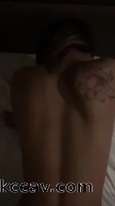 长沙后入极品臀型纹身妹子 欢迎同好交流
